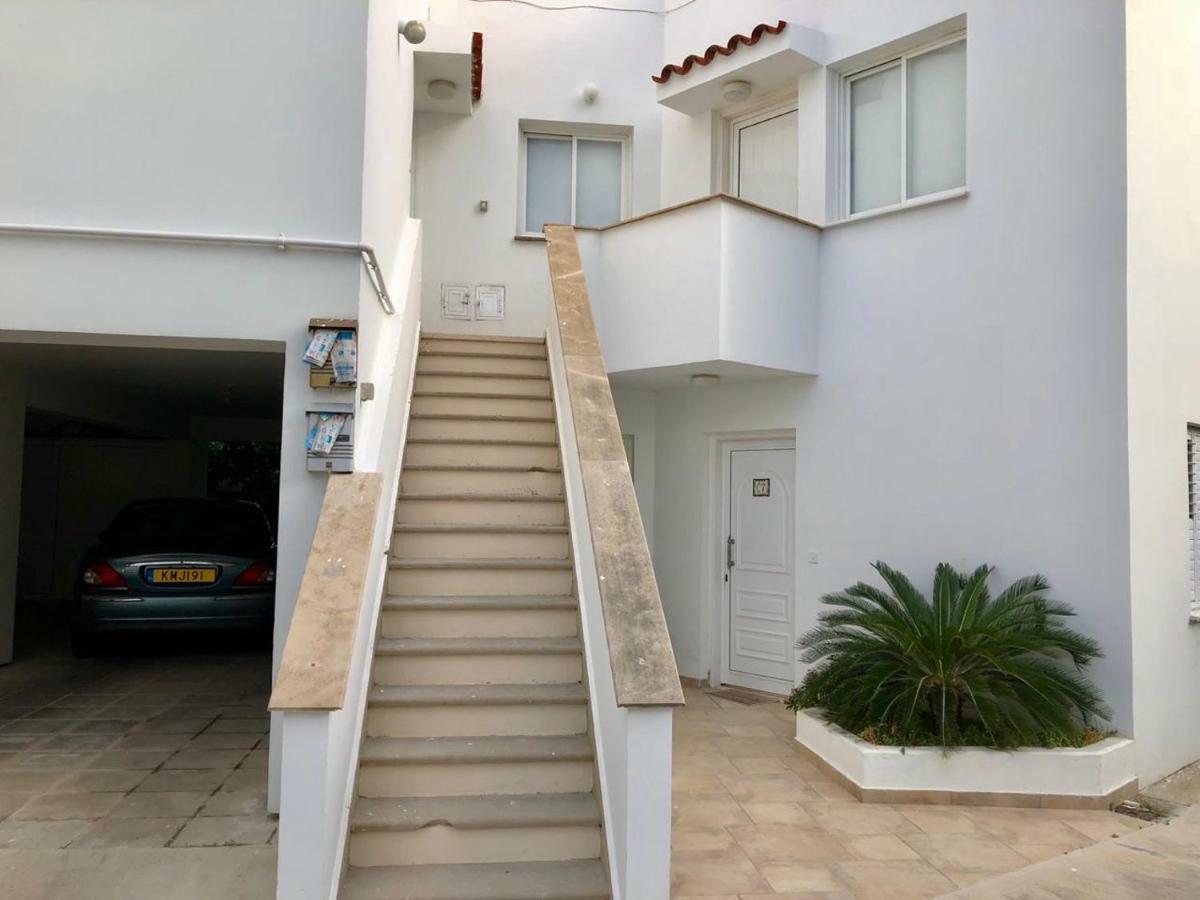 Yiallos Village C107 Larnaca Bagian luar foto
