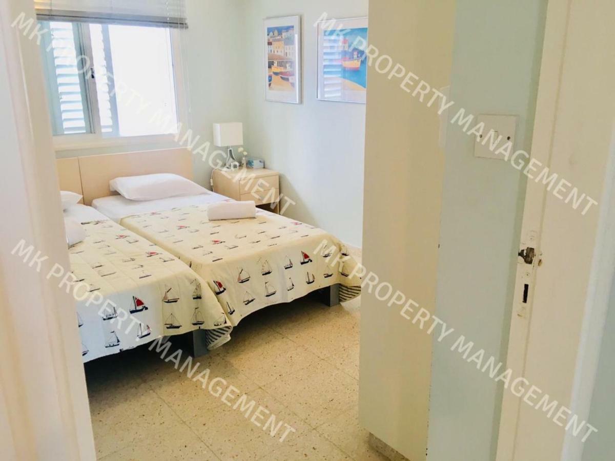 Yiallos Village C107 Larnaca Bagian luar foto