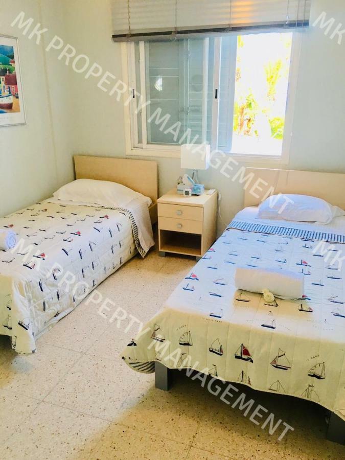 Yiallos Village C107 Larnaca Bagian luar foto